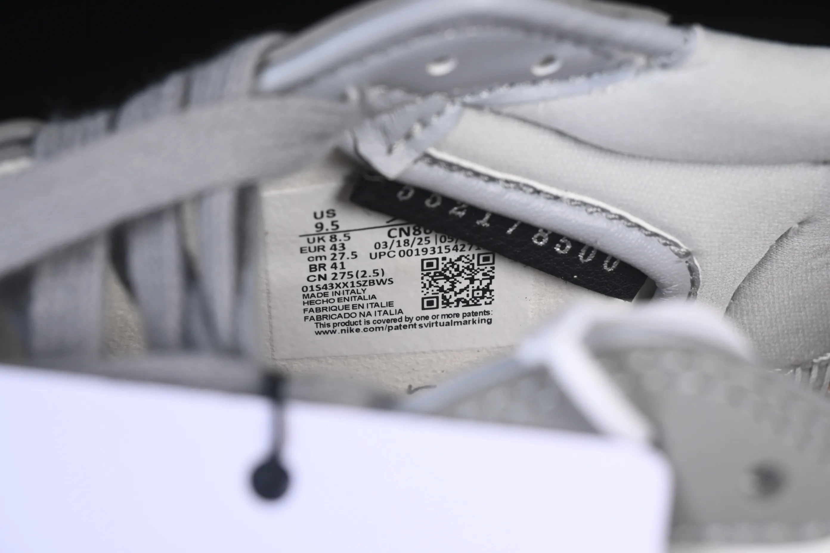All categories Air Jordan Jordan series basketball shoes Air Jordan 1 Low Dior x Air Jordan 1 Low AJ1 Joe 1 Dior joint white gray low top CN8608-002